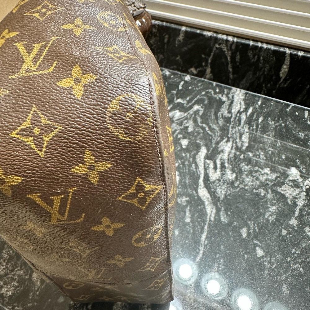 Louis Vuitton Monogram Canvas Looping GM Shoulder Bag - Picture 9 of 15